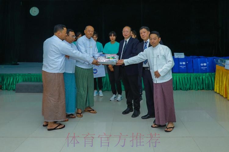 李静会见缅甸体育与青年事务部部长杰鹏瑙当 李静会见缅甸体育与青年事务部部长杰鹏瑙当